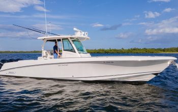 Boston Whaler 350 Outrage